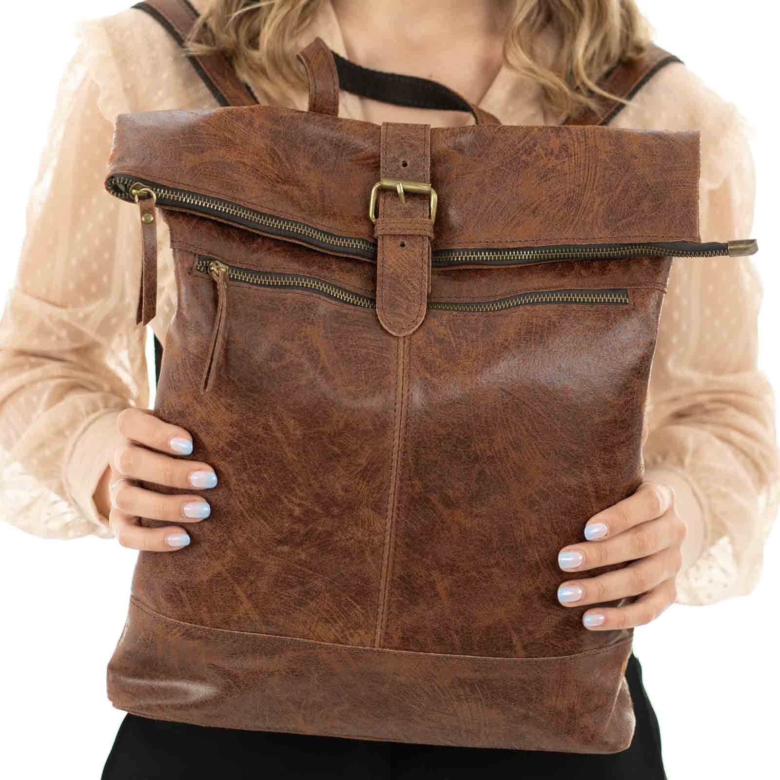 Zaino Borsa In Vera Pelle Uomo Dettagli Oro Rindway