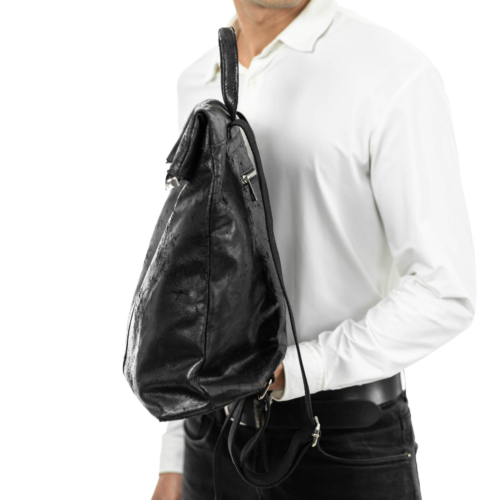 Zaino Borsa In Vera Pelle Uomo Dettagli Argento Rindway