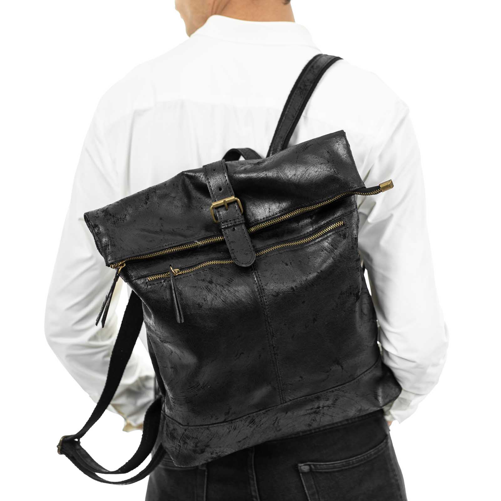 Zaino Borsa In Vera Pelle Uomo Dettagli Oro Rindway