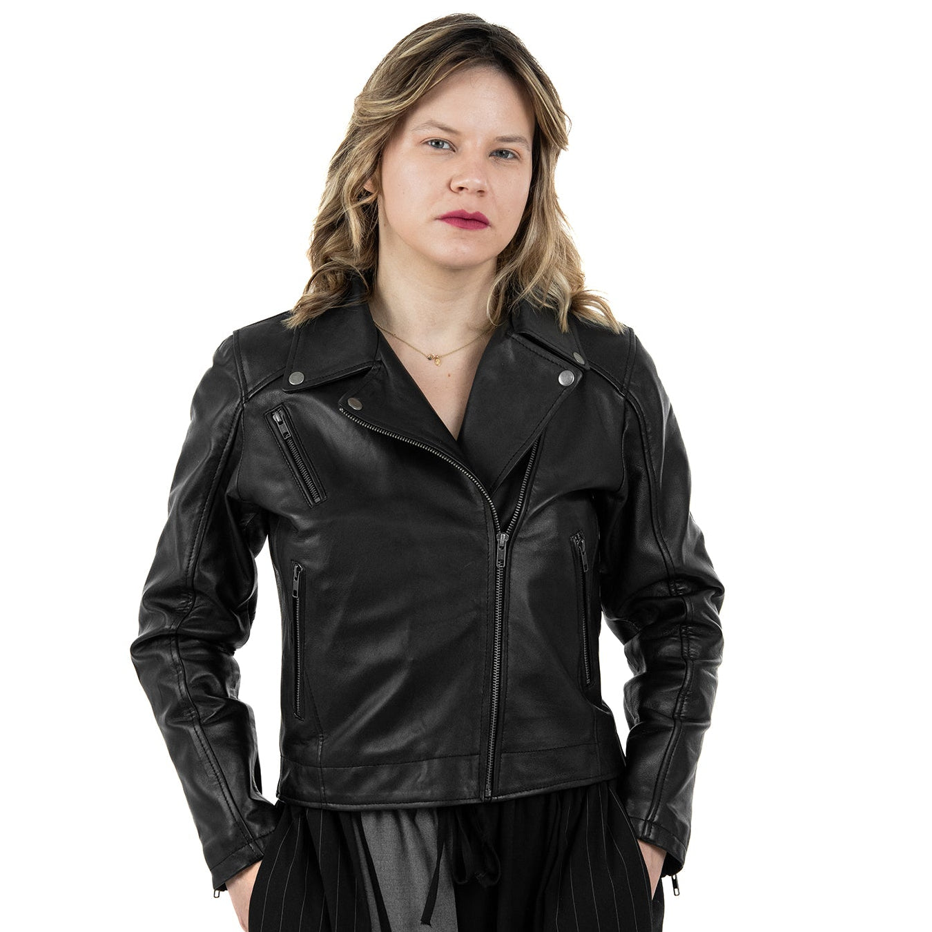 Chiodo Giacca  In Vera Pelle Donna Slim Fit Polsi Con Cerniera Cod.P05