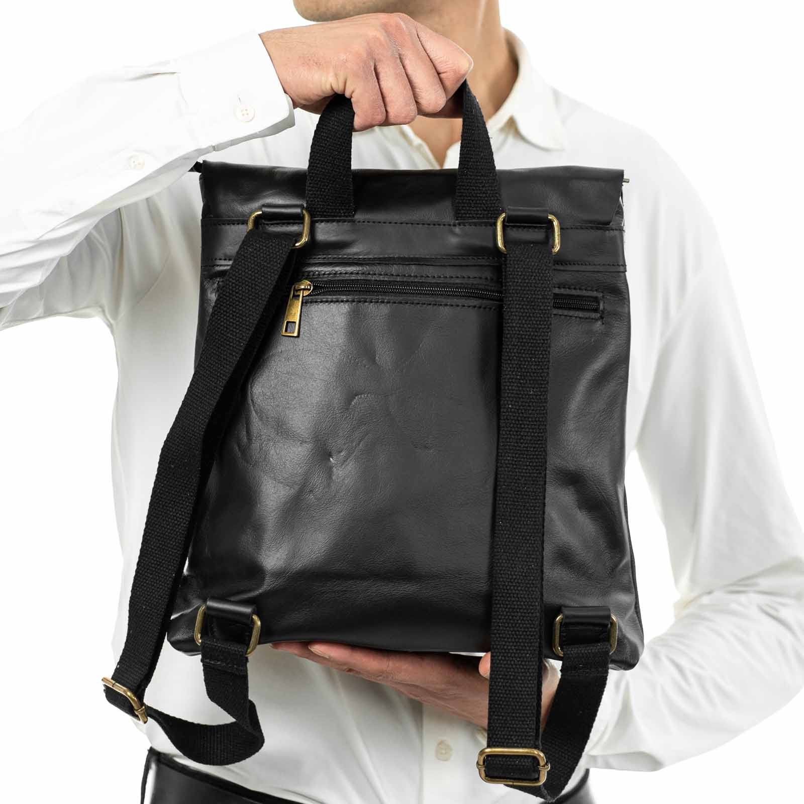 Rindway Men's Soft Genuine Leather Backpack Bag with Flap Closure